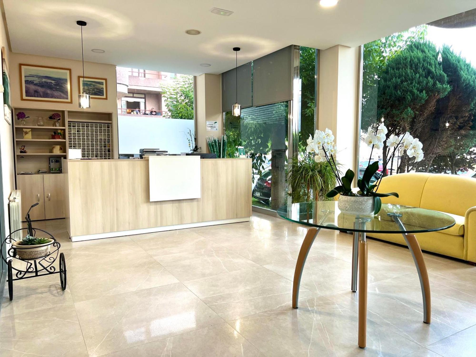 Apartamentos Los Arces Isla Exterior photo